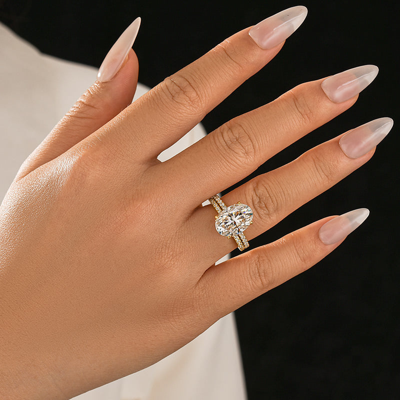 Luna Moissanite 4.0 Ct Oval Cut Classic 2-Pc Wedding Ring Set In Sterling Silver