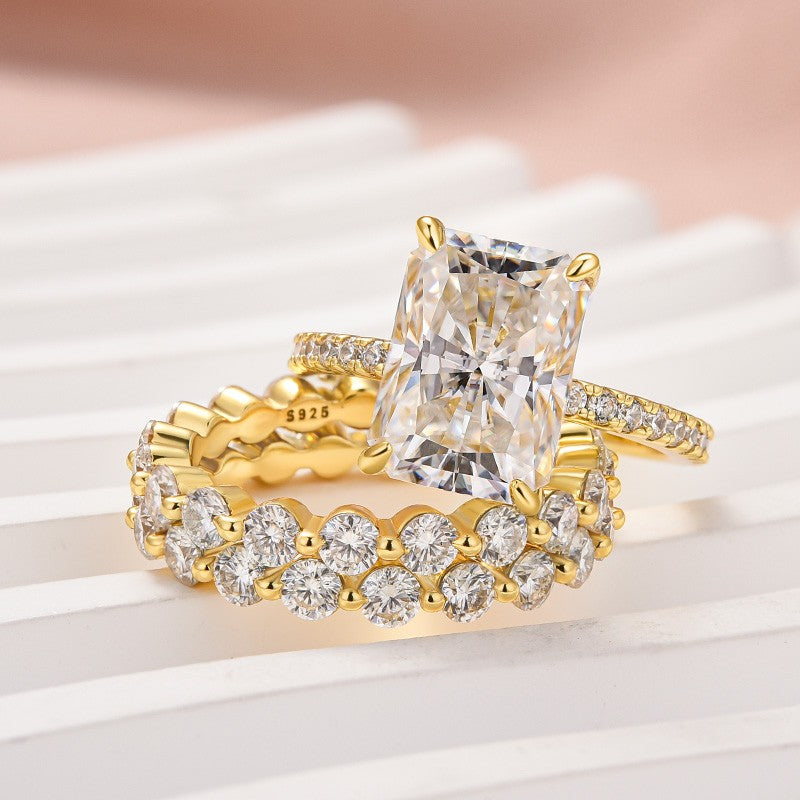 Luna Moissanite 4.0 Ct Radiant Cut 3-Pc Wedding Ring Set In Sterling Silver