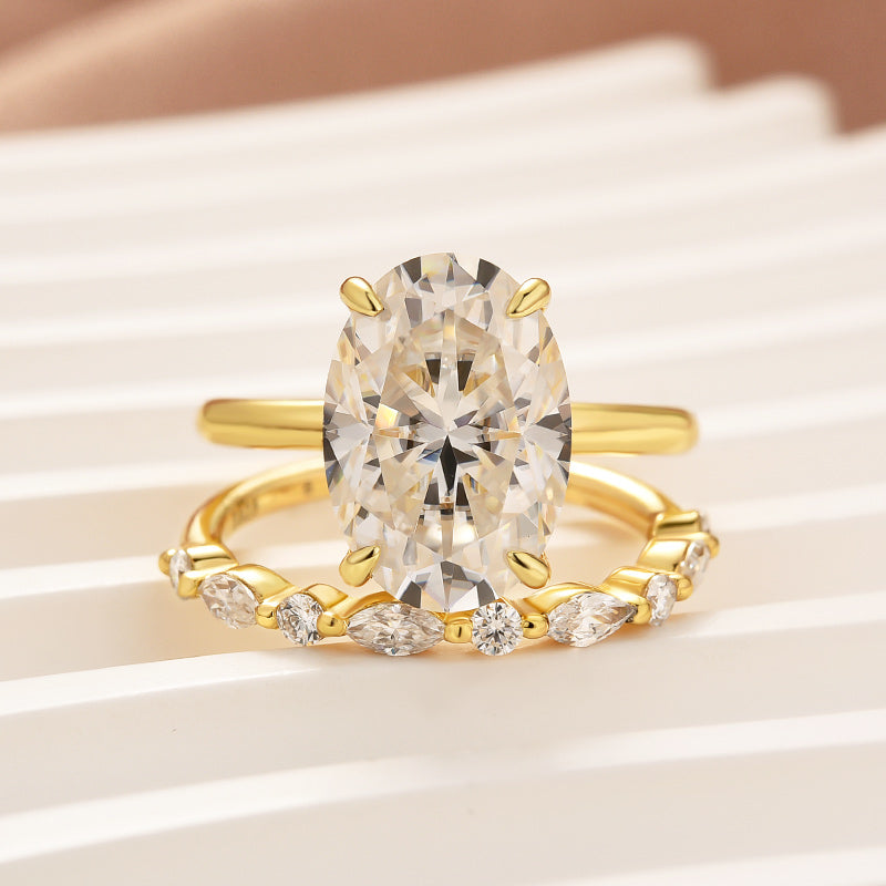 Luna Moissanite 4.0 Ct Oval Cut Solitaire 2-Pc Wedding Ring Set In Sterling Silver