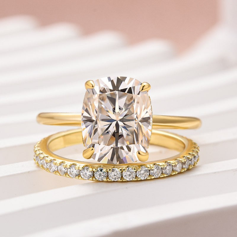 Luna Moissanite 4.0 Ct Cushion Cut Solitaire 2-Pc Wedding Ring Set In Sterling Silver