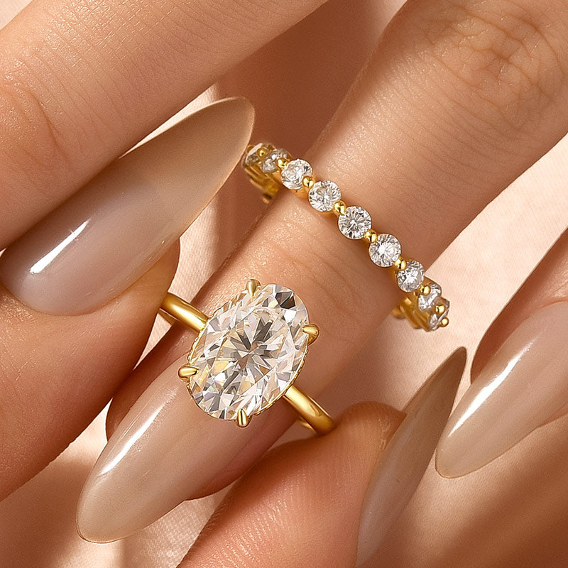 Luna Moissanite 4.0 Ct Oval Cut 2-Pc Wedding Ring Set In Sterling Silver