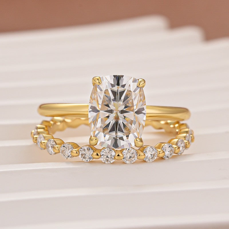 Luna Moissanite 2.0 Ct Cushion Cut Solitaire 2-Pc Wedding Ring Set