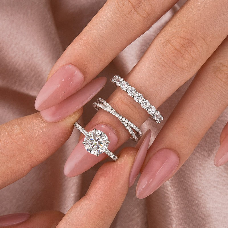 Luna Moissanite 2.0 Ct Round Cut 3-Pc Wedding Ring Set In Sterling Silver