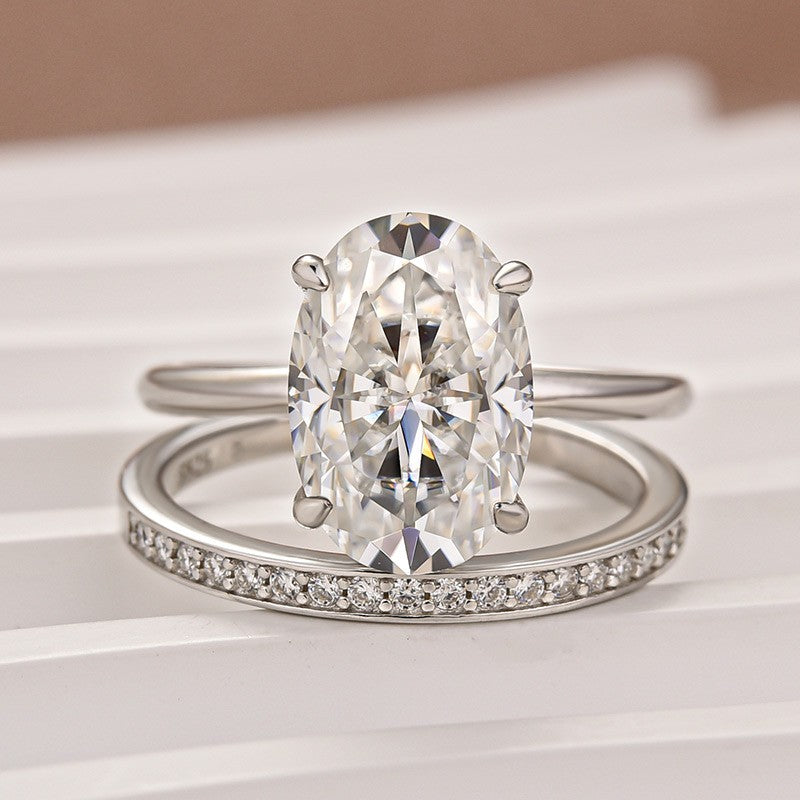 Luna Moissanite 4.0 Ct Oval Cut Solitaire 2-Pc Wedding Ring Set In Sterling Silver