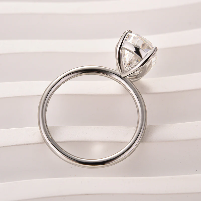 Luna Moissanite 1.0 ～ 3.0 Ct Pear Cut Solitaire Engagement Ring In Sterling Silver