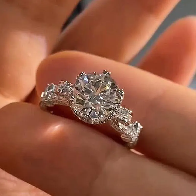 Luna Moissanite 1.0 Ct ～ 3.0 Ct Round Cut Vintage Engagement Ring In Sterling Silver