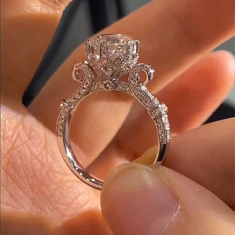 Luna Moissanite 1.0 Ct ～ 3.0 Ct Round Cut Vintage Engagement Ring In Sterling Silver