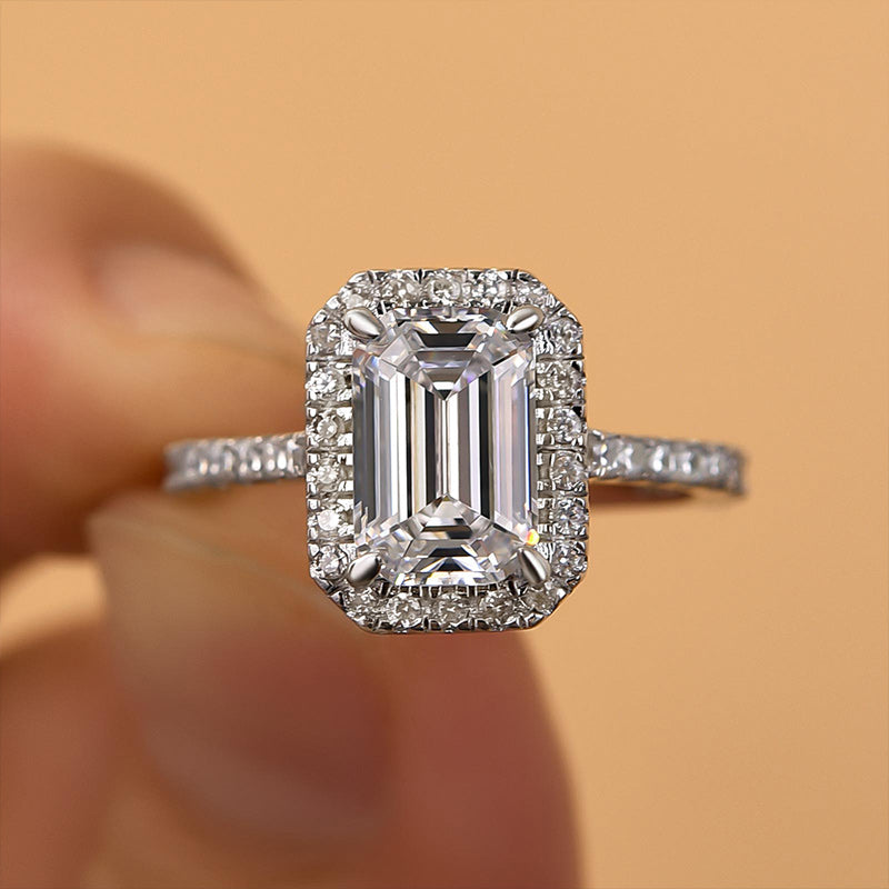 Luna Moissanite 1.0 Ct ～ 5.0 Ct Emerald Cut Halo Engagement Ring In Sterling Silver
