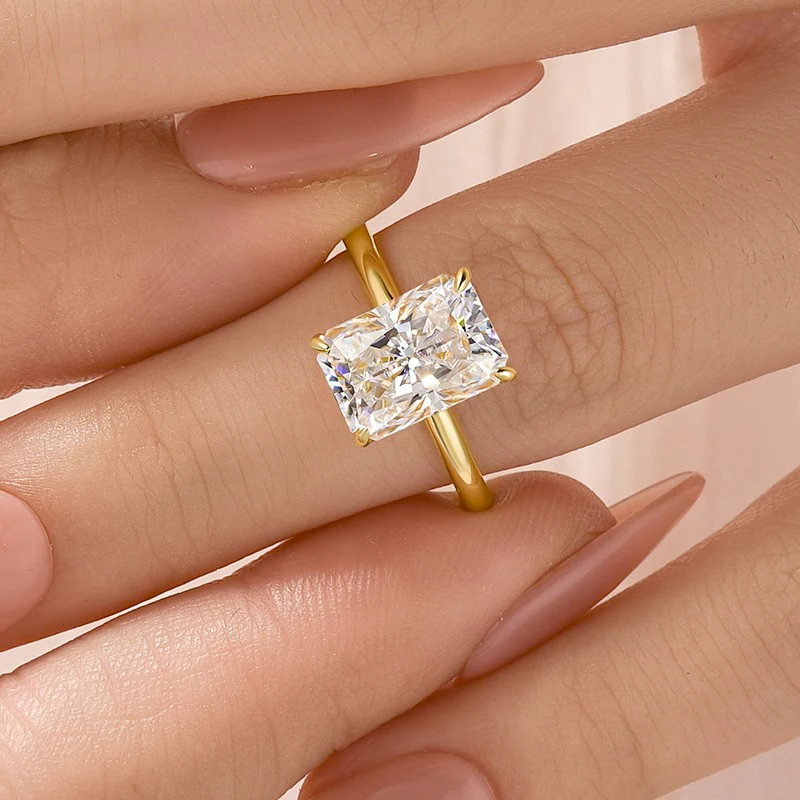 Luna Moissanite 1.0 Ct ～ 4.0 Ct Radiant Cut Solitaire Classic Engagement Ring In Sterling Silver
