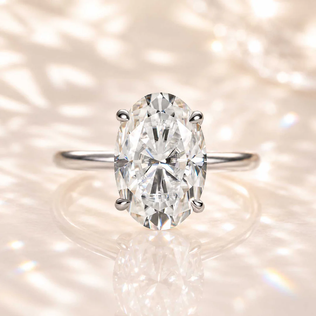 Luna Moissanite 2.0 Ct ～ 5.5 Ct Oval Cut Solitaire Classic Engagement Ring In Sterling Silver