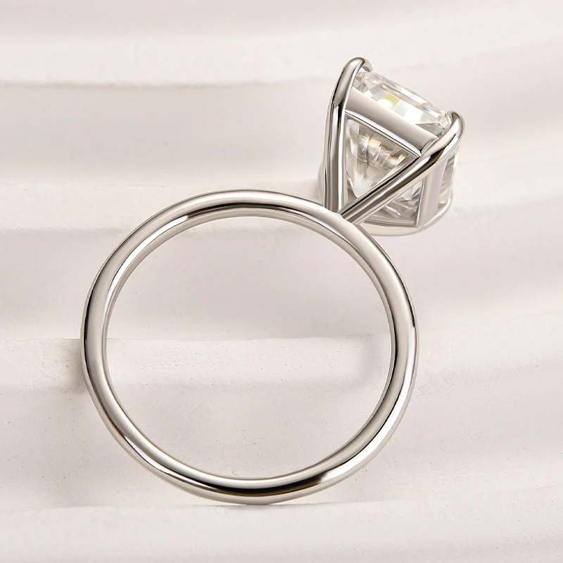 Luna Moissanite 1.0 Ct ～ 4.0 Ct Radiant Cut Solitaire Classic Engagement Ring In Sterling Silver