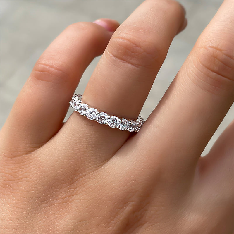 Classic Round Cut Women's Wedding Band In Sterling Silver-Sterling Silver-lornajewelry