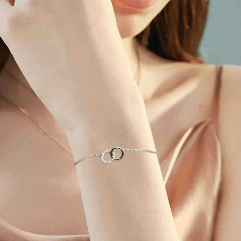 Moissanite Möbiusband Bracelet-Sterling Silver-lornajewelry