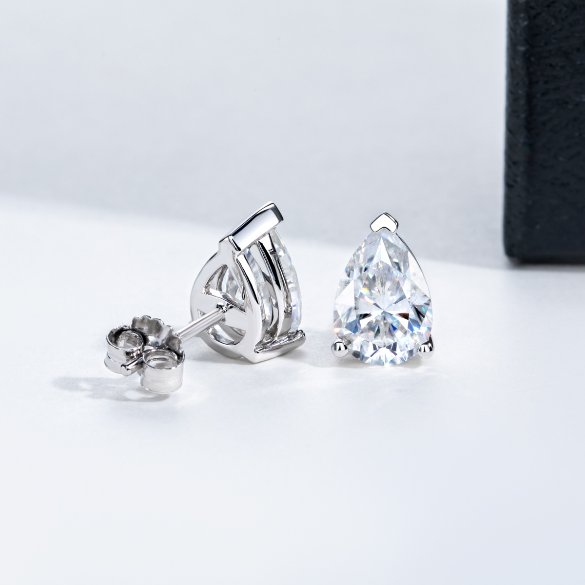 Luna Moissanite 1.0 Ct ～ 8.0 Ct Pear Cut Stud Earrings In Sterling Silver