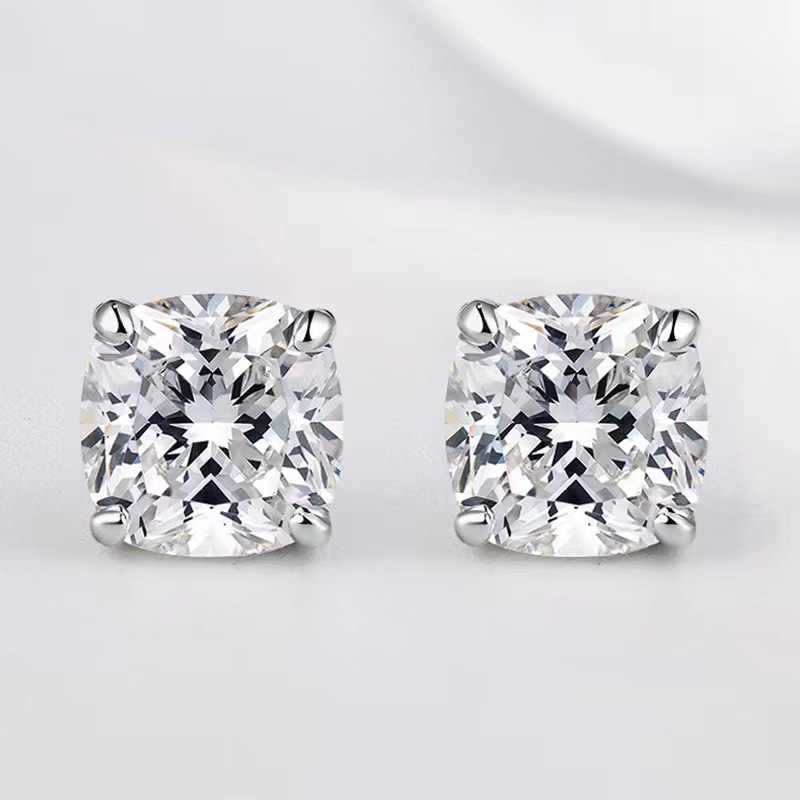 Luna Moissanite 1.0 Ct ～ 2.0 Ct Cushion Cut Stud Earrings In Sterling Silver