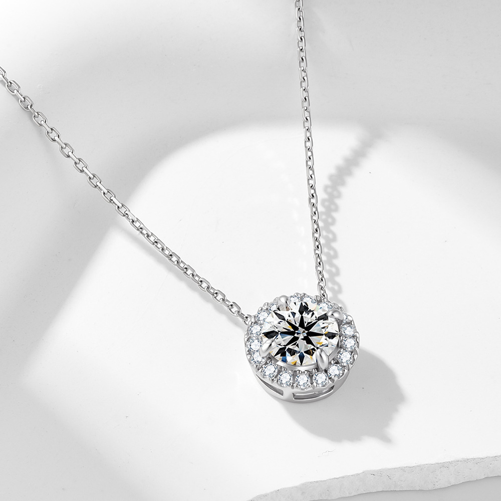 Luna Moissanite 1.0 Ct Round Cut Halo Pendant Necklace In Sterling Silver