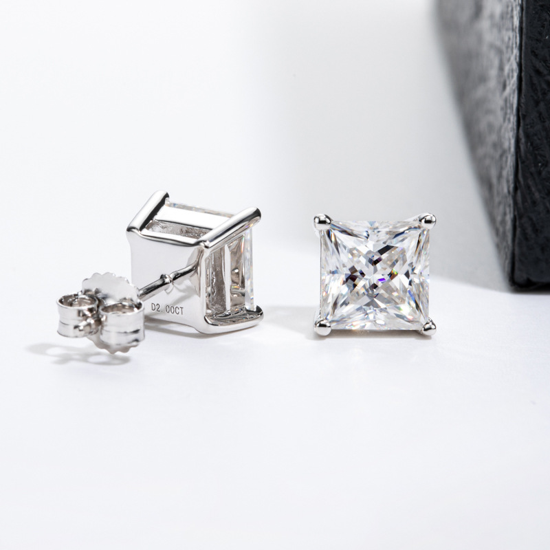 Luna Moissanite 1.0 Ct ～ 8.0 Ct Princess Cut Stud Earrings In Sterling Silver