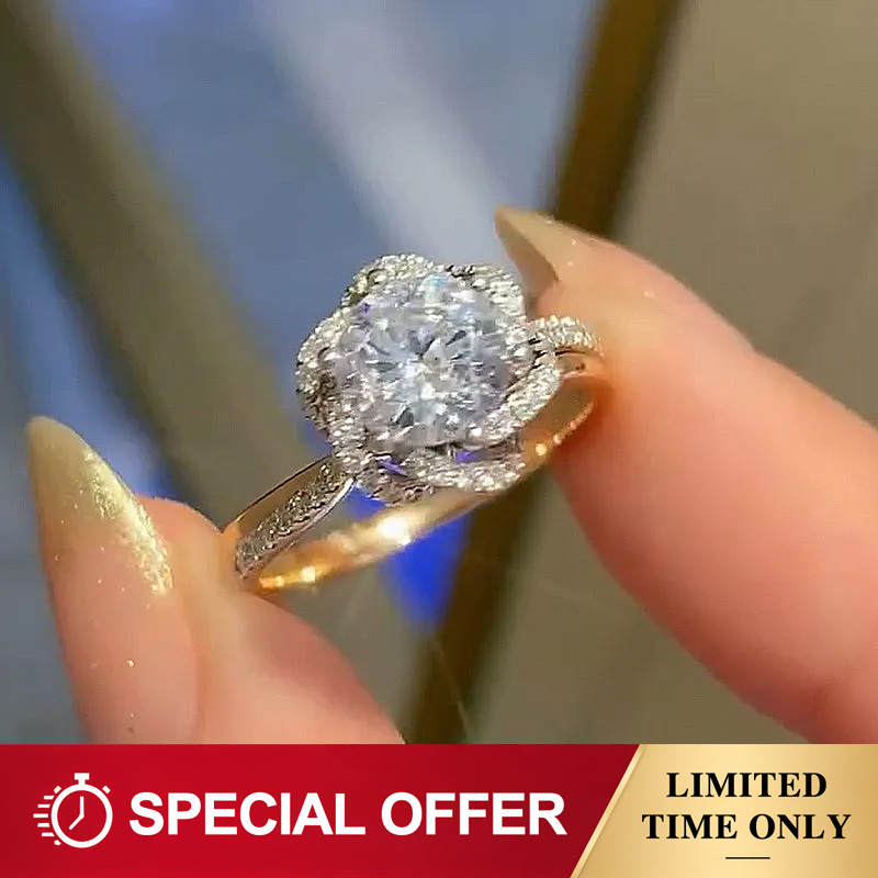 Moissanite 1.0 Ct Round Cut Twist Flower Design Engagement Ring In Sterling Silver