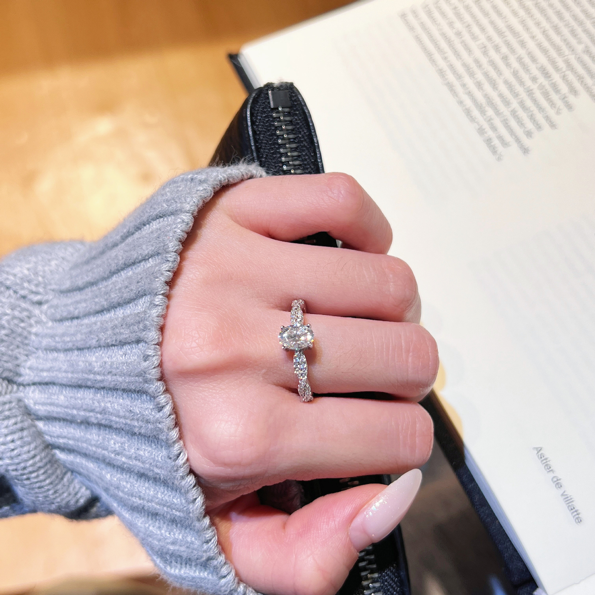1Ct Moissanite Oval Cut Twist Fashion Design Engagement Ring in Sterling Silver-Sterling Silver-lornajewelry