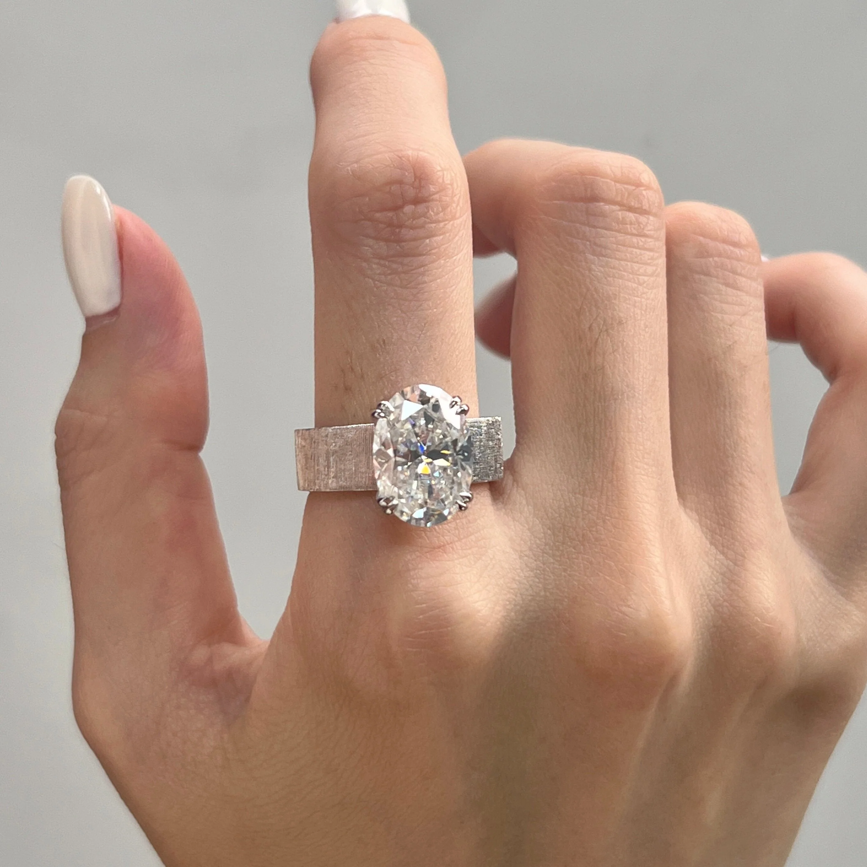 Luna Moissanite 4.0 Ct Oval Cut Solitaire Wide Band Brushed Engagement Ring In Sterling Silver