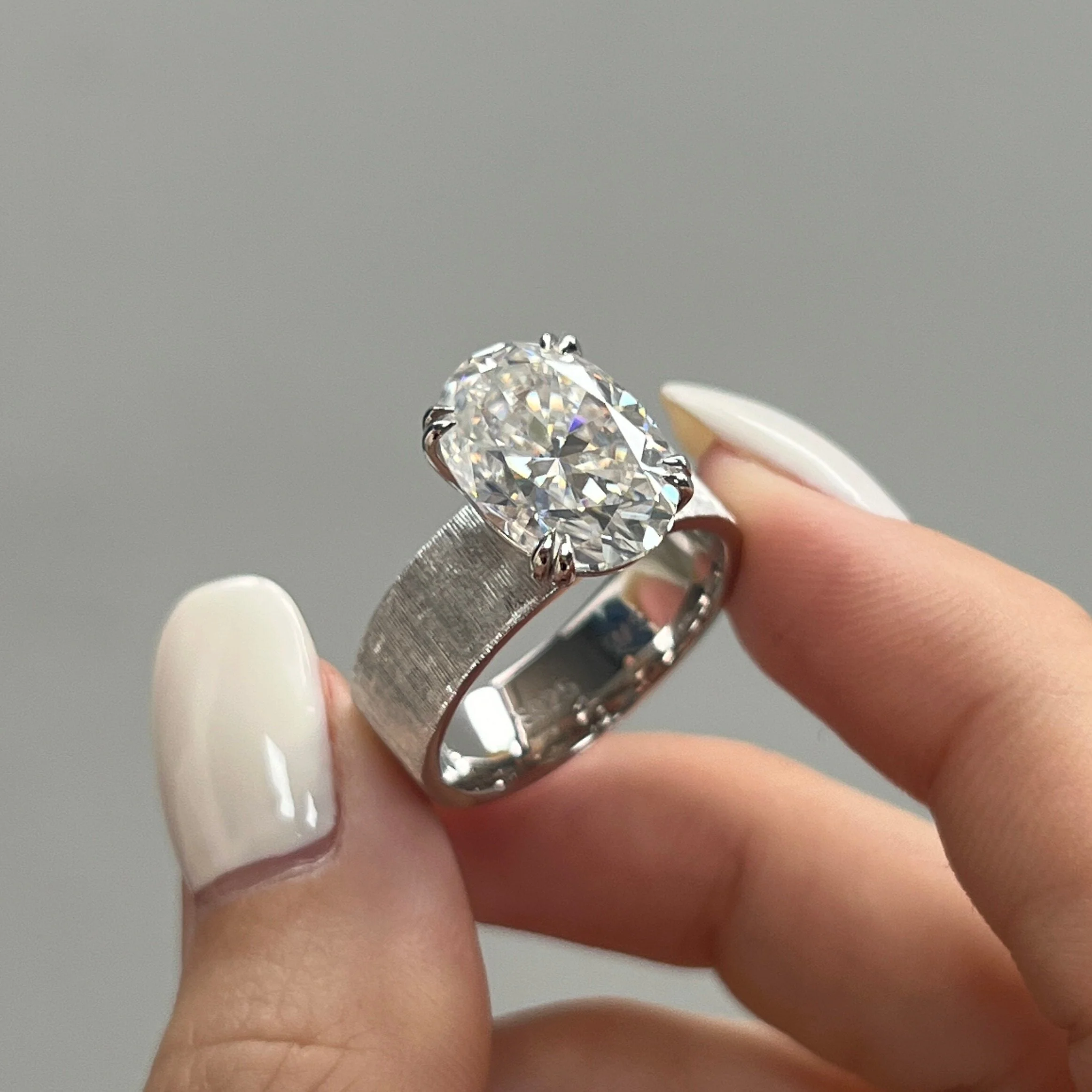 Luna Moissanite 4.0 Ct Oval Cut Solitaire Wide Band Brushed Engagement Ring In Sterling Silver