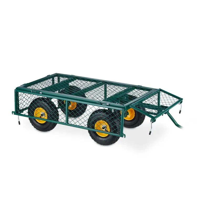 Carro de jardín versátil con capacidad de carga de 408 kg para transportar tierra y grava. Carro con laterales de malla y plataforma plana con ruedas metálicas giratorias.