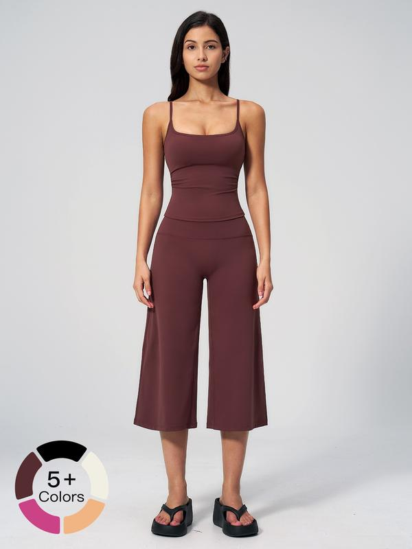 Nuevo conjunto deportivo para mujer: camiseta de tirantes, pantalones de largo medio y talle alto de secado rápido; ideal para yoga, correr y actividades al aire libre. Ropa deportiva cómoda y con estilo.