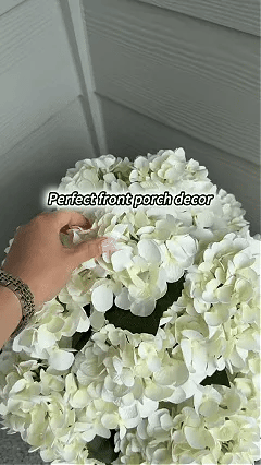 Realistic lifelike floral colors
