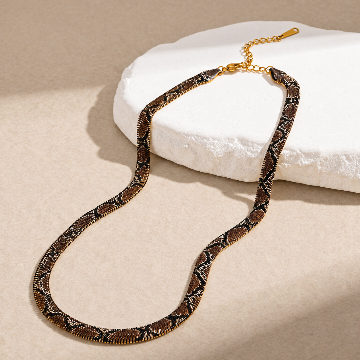 🐍 Final Day – 60% OFF Serpent Statement Necklace | Bold & Elegant ✨
