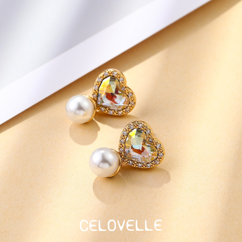 Liora Gleam Pearl Heart Stud Earrings product image 4