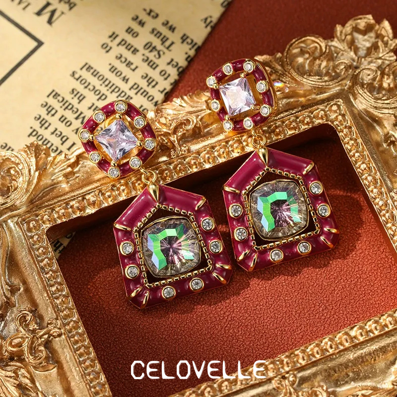 Valentina Gleam Sculptural Stud Earrings product image 1