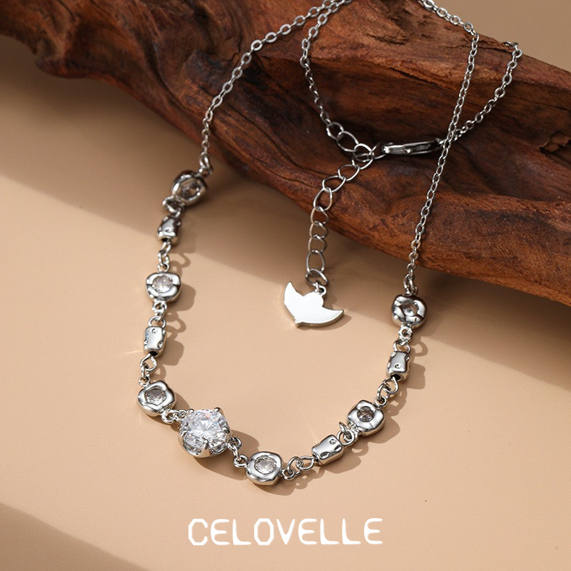Ophelia Halo Crystal Pendant Necklace product image 7