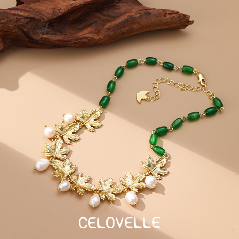Elara Halo Pearl Pendant Necklace product image 8
