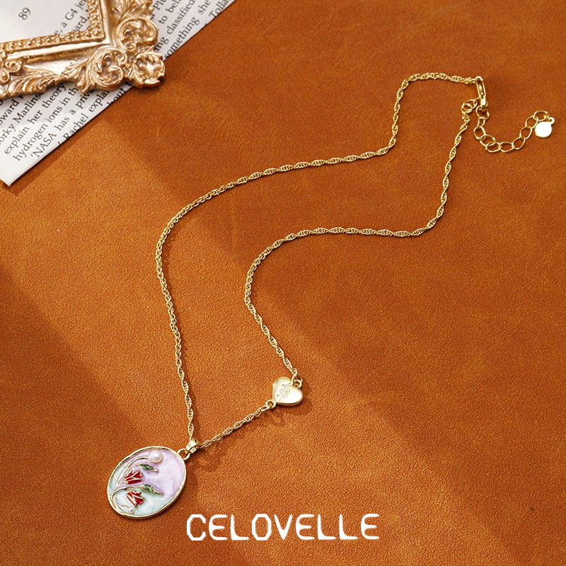 Cressida Lustre Pearl Pendant Necklace product image 4
