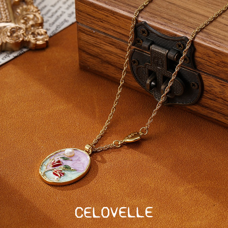 Cressida Lustre Pearl Pendant Necklace product image 5