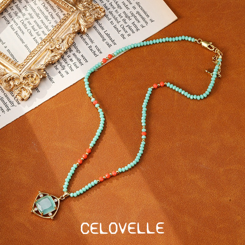 Seraphine Lustre Cat-Eye Pendant Necklace product image 7