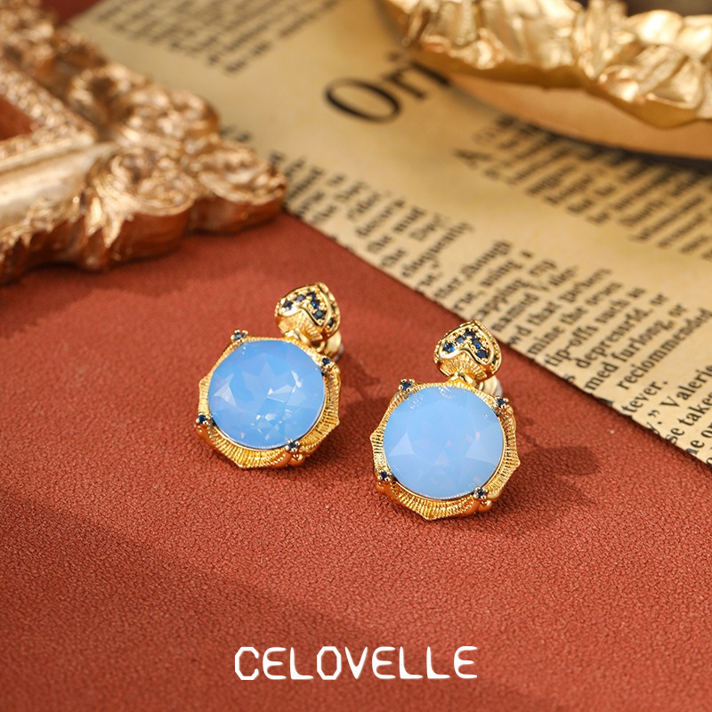 Marielle Petal Heart Stud Earrings product image 5