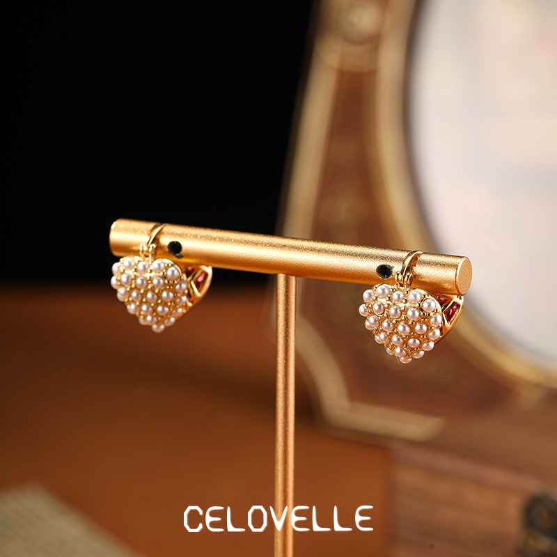 Ophelia Petal Pearl Heart Hoop Earrings product image 2