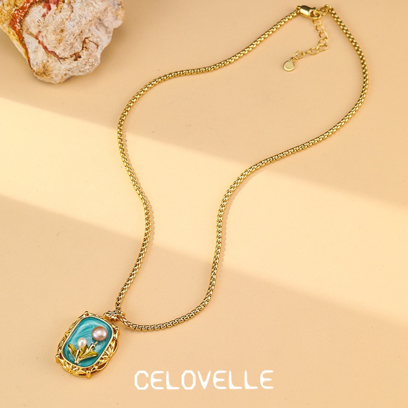 Celeste Halo Pearl Floral Pendant Necklace product image 7