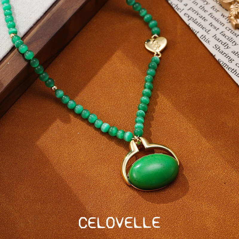 Vesper Halo Cat-Eye Pendant Necklace product image 7