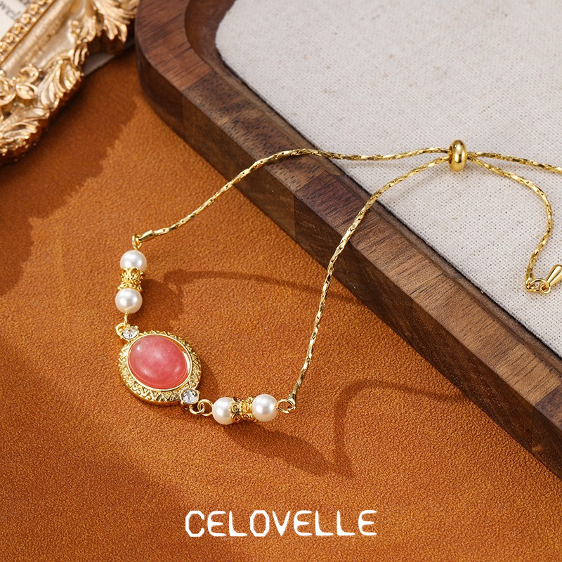 Rosalie Lustre Pearl Chain Bracelet product image 4