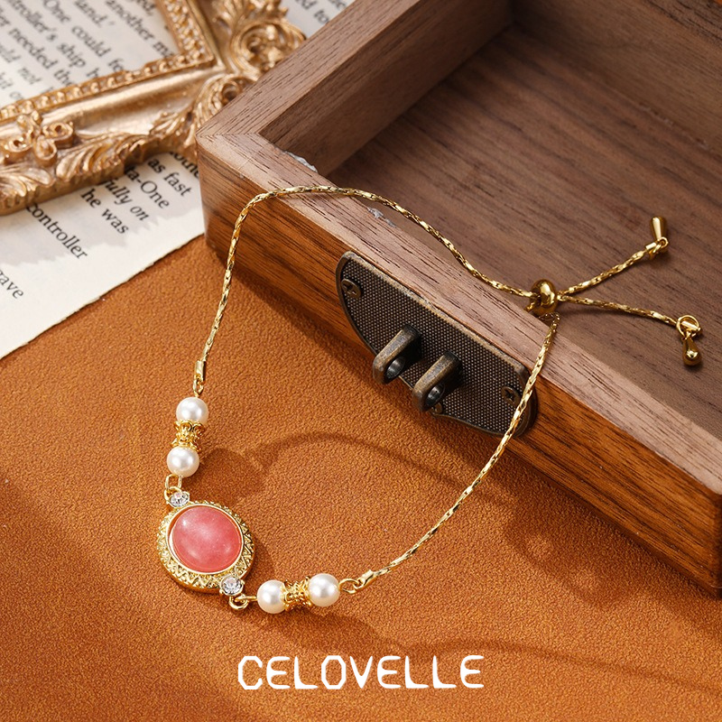 Rosalie Lustre Pearl Chain Bracelet product image 6