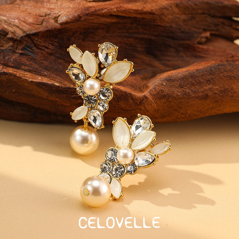 Lucienne Reverie Pearl Drop Earrings product image 5