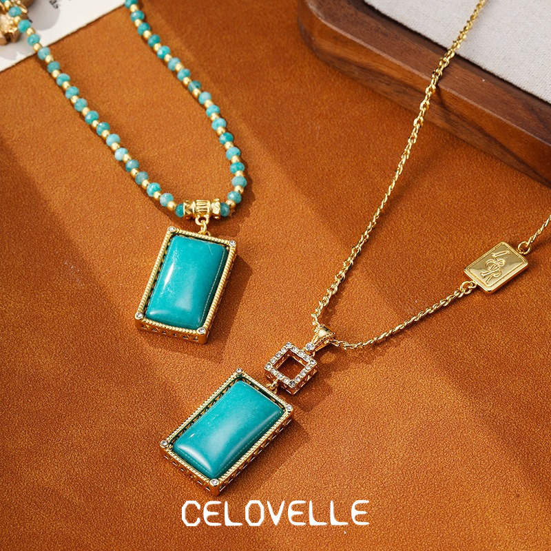 Aurelia Halo Geometric Pendant Necklace product image 7