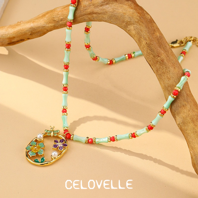 Rosalie Muse Floral Shell Pendant Necklace product image 4
