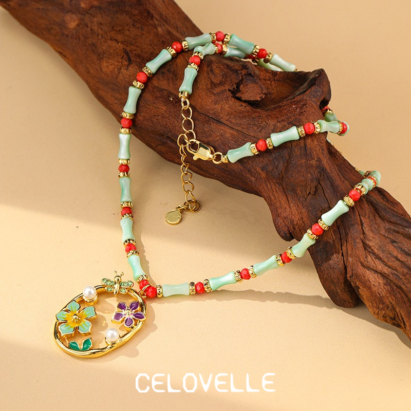 Rosalie Muse Floral Shell Pendant Necklace product image 6