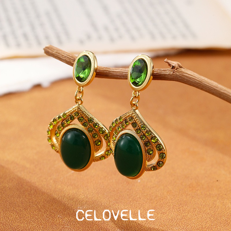 Vesper Muse Heart Drop Earrings product image 5