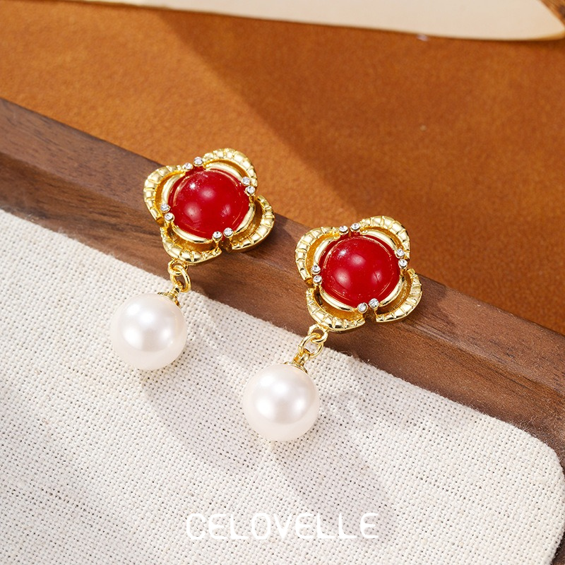 Rosalie Halo Pearl Fringe Stud Earrings product image 8