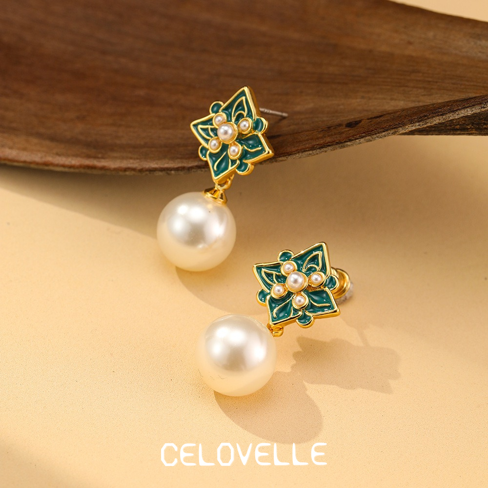 Liora Halo Pearl Floral Drop Earrings product image 5