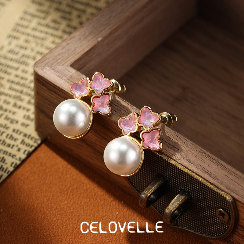 Sabine Gleam Pearl Butterfly Stud Earrings product image 4